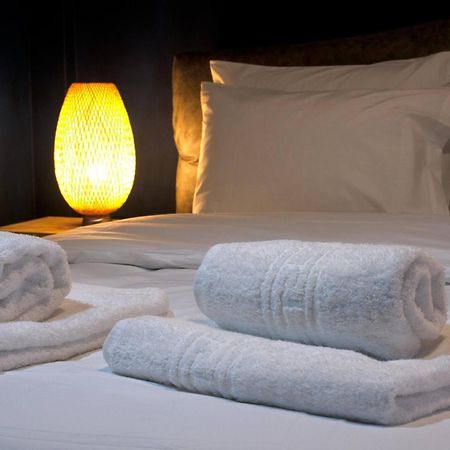 Patision, A Modern & Comfortable Apartment Athens Ngoại thất bức ảnh