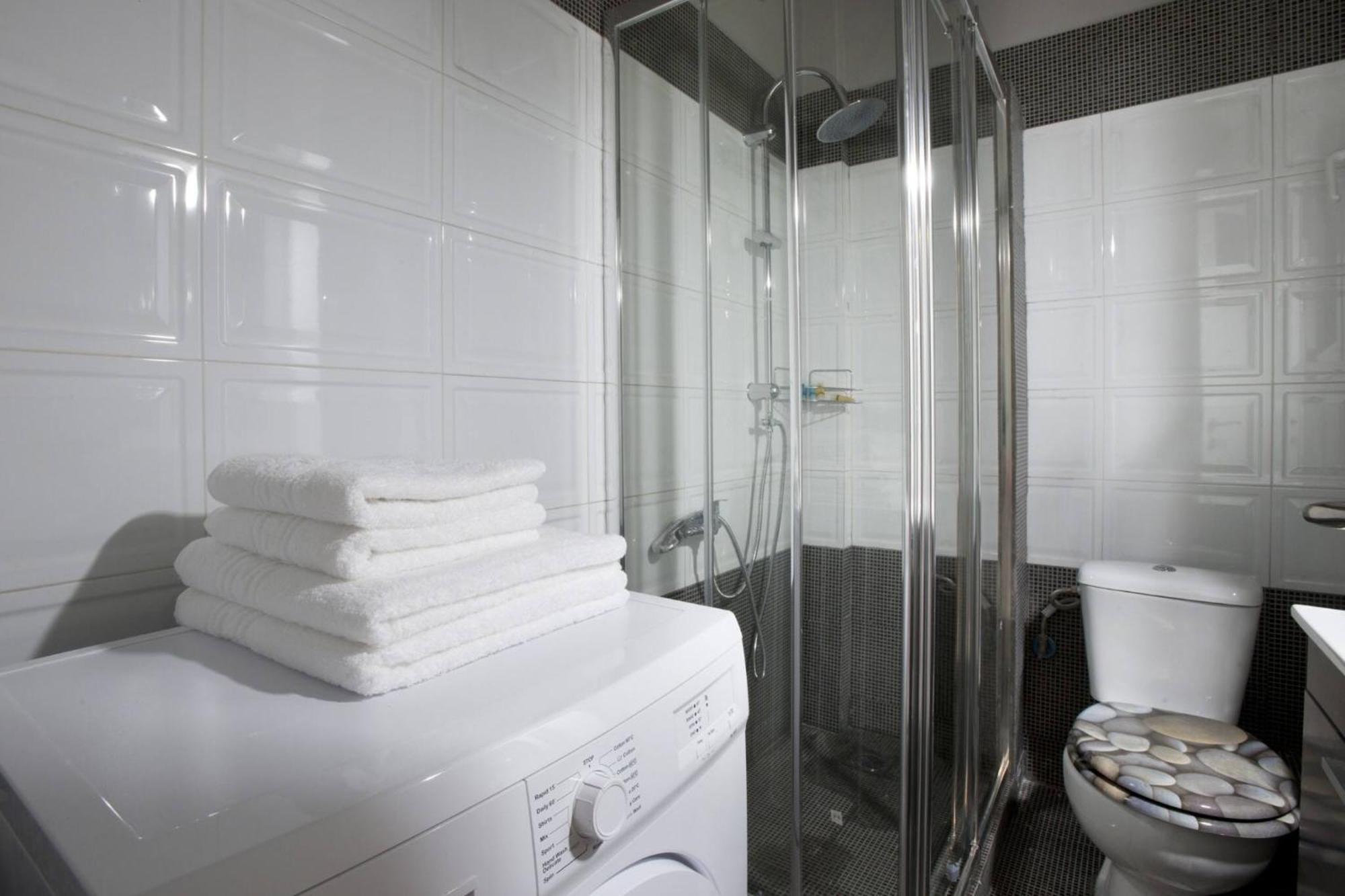 Patision, A Modern & Comfortable Apartment Athens Ngoại thất bức ảnh